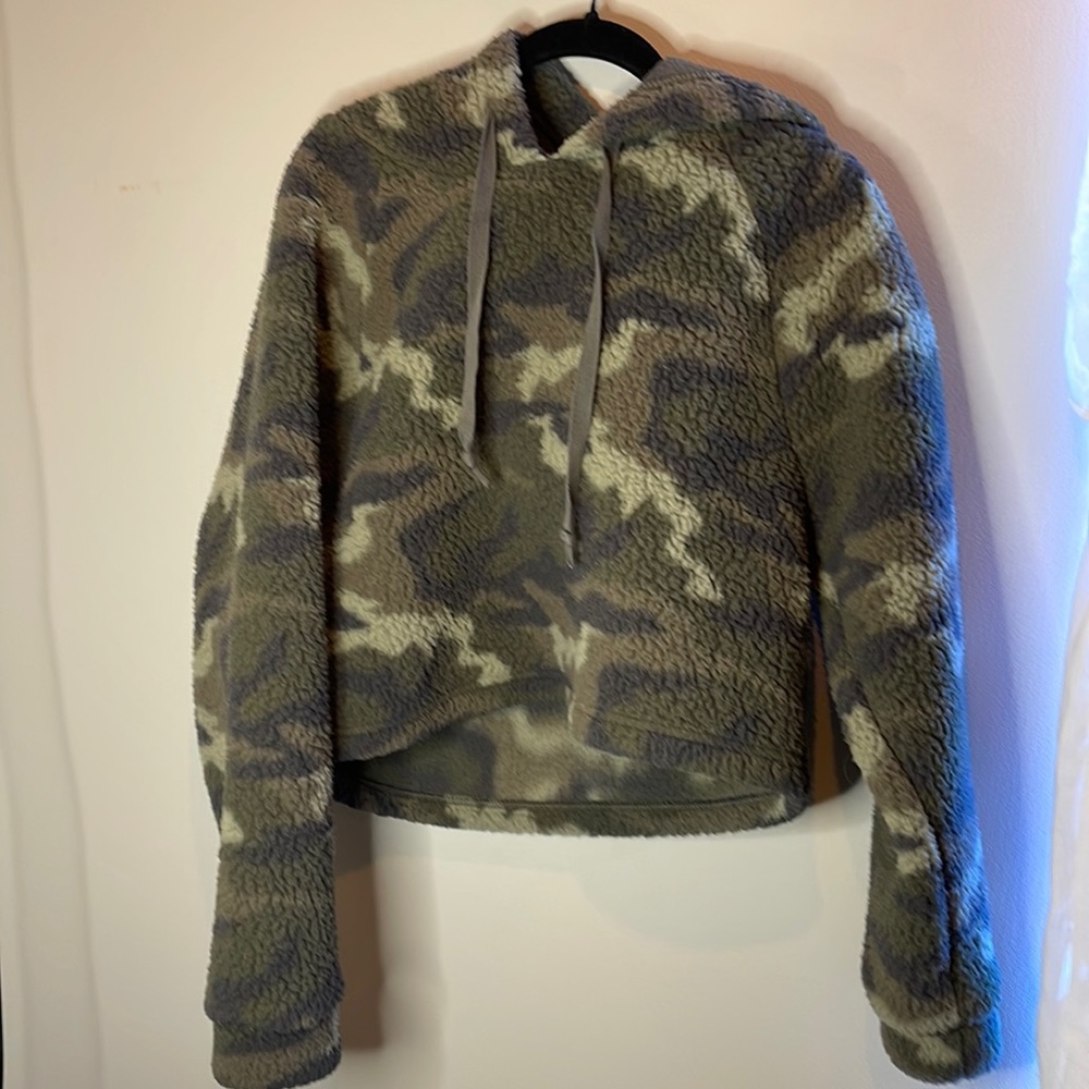 American Eagle Sherpa Sweatshirt